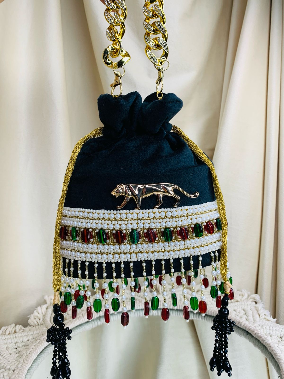 women gift, wedding gift, tote bag, sling bag, purse, potli bag, handmade gift, handmade, handbag, girl gift, gifts for her, gifts, gift ideas, clutch purse, clutch, bride to be, bride gift, bridal clutch, birthday gift, batua, bag, anniversary gifts, accessories