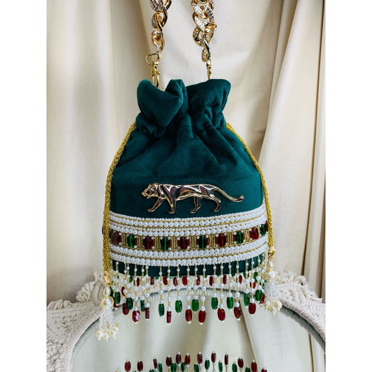 women gift, wedding gift, tote bag, sling bag, purse, potli bag, handmade gift, handmade, handbag, girl gift, gifts for her, gifts, gift ideas, clutch purse, clutch, bride to be, bride gift, bridal clutch, birthday gift, batua, bag, anniversary gifts, accessories