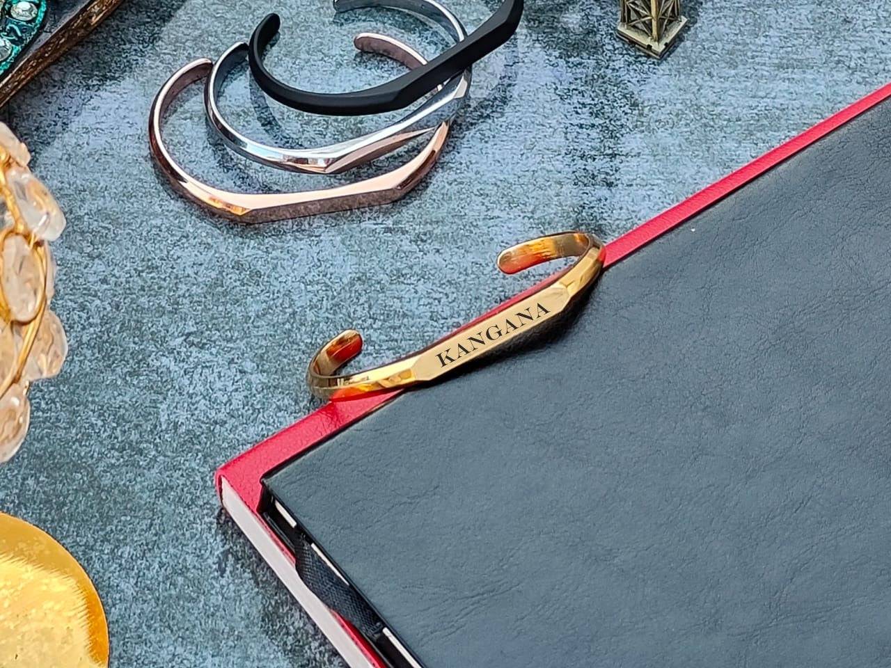 Diamond Cut Metal Kada