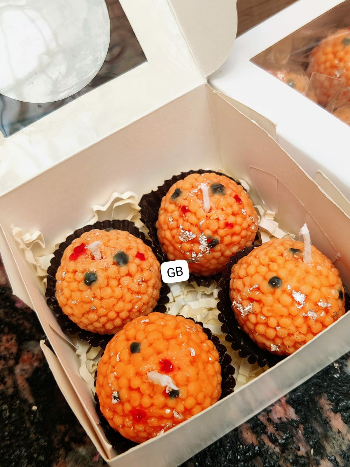 Moti Choor Ke Laddu (Scented Wax Candle)