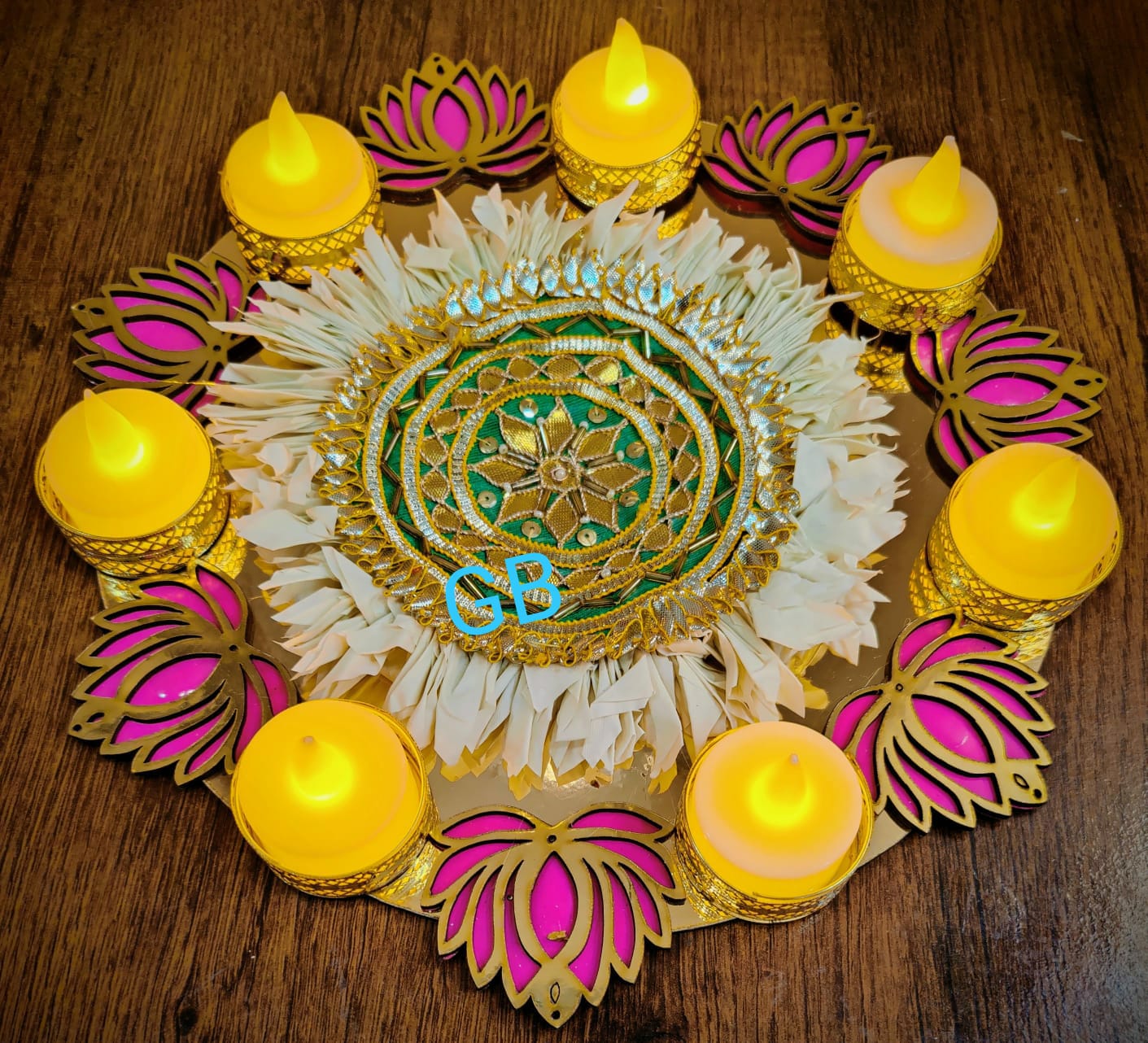 Gajra Lotus Gotapatti MDF Mat