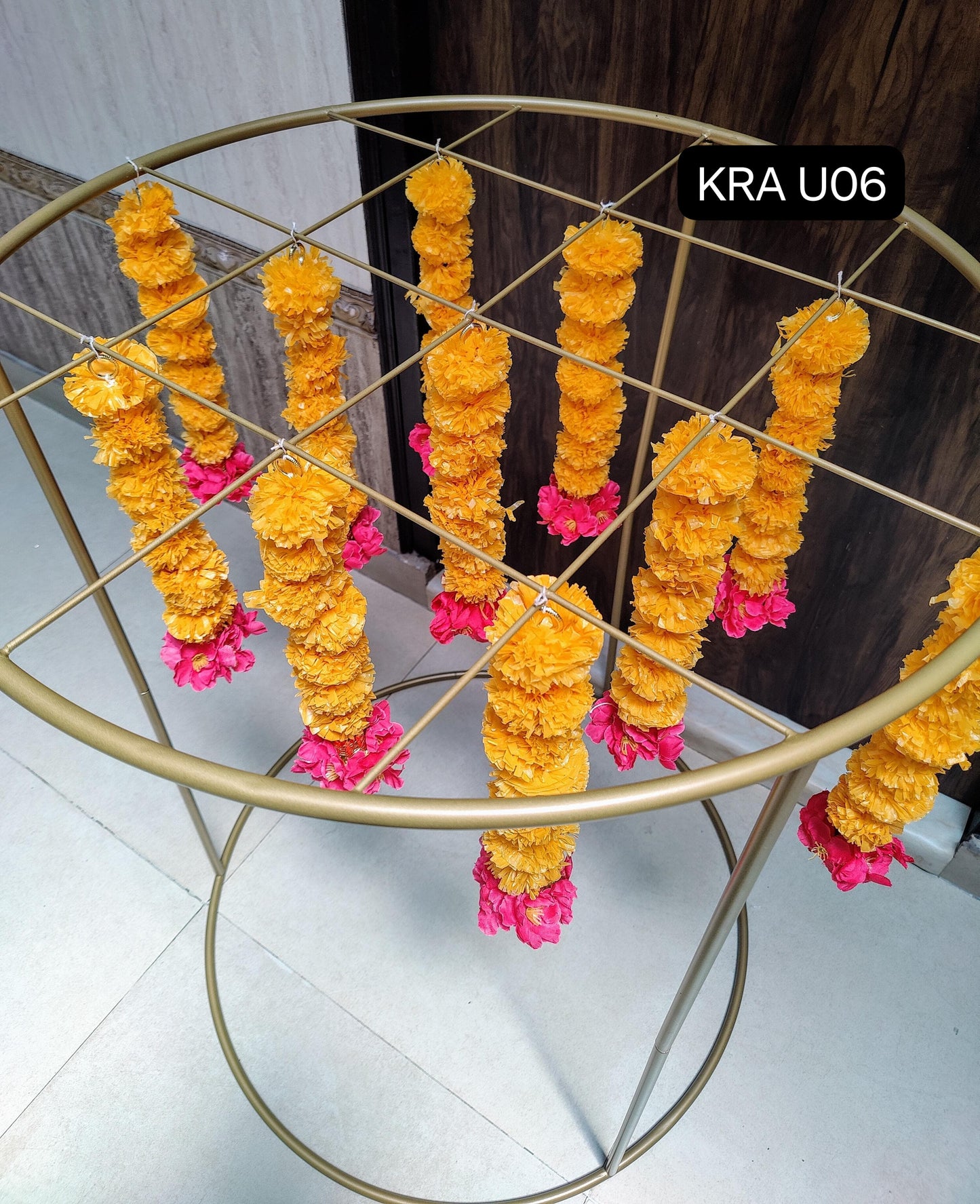 Big Metal Cyindrical Decor Stand