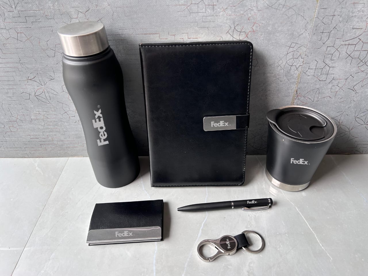 Crown Gift Set