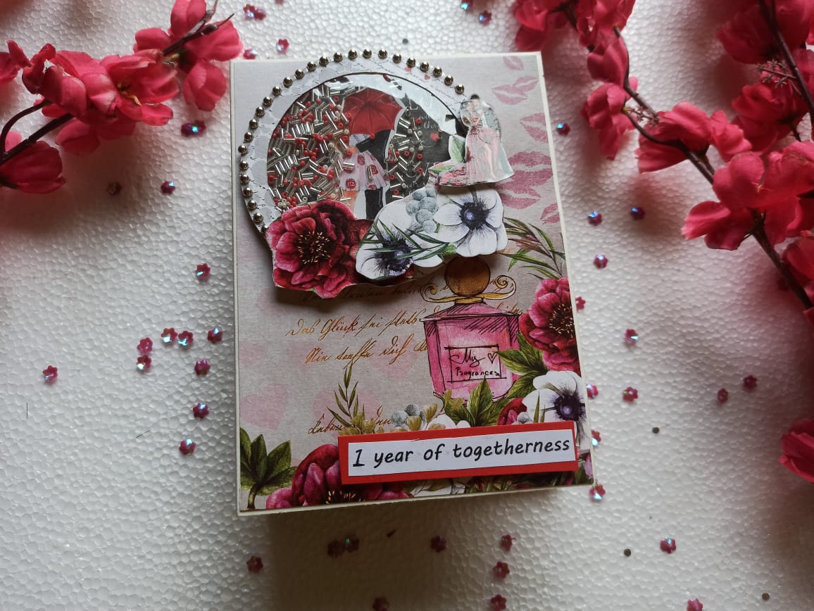 Two-Fold Card With Multiple Envelopes