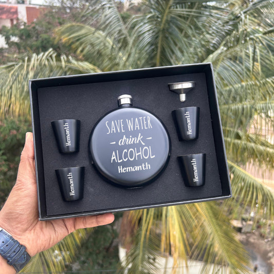 Round Hip Flask Set With 4 Shot Glasses & 1 Funnel