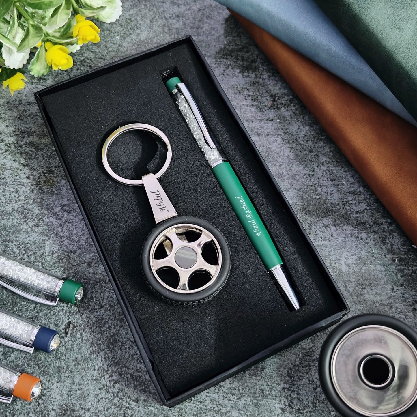 Revolving Wheel Keychain & Pen Combo