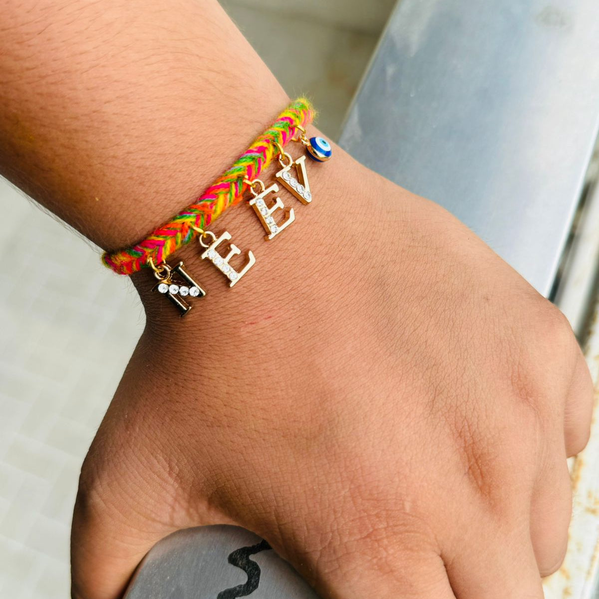 Initial/Name Band