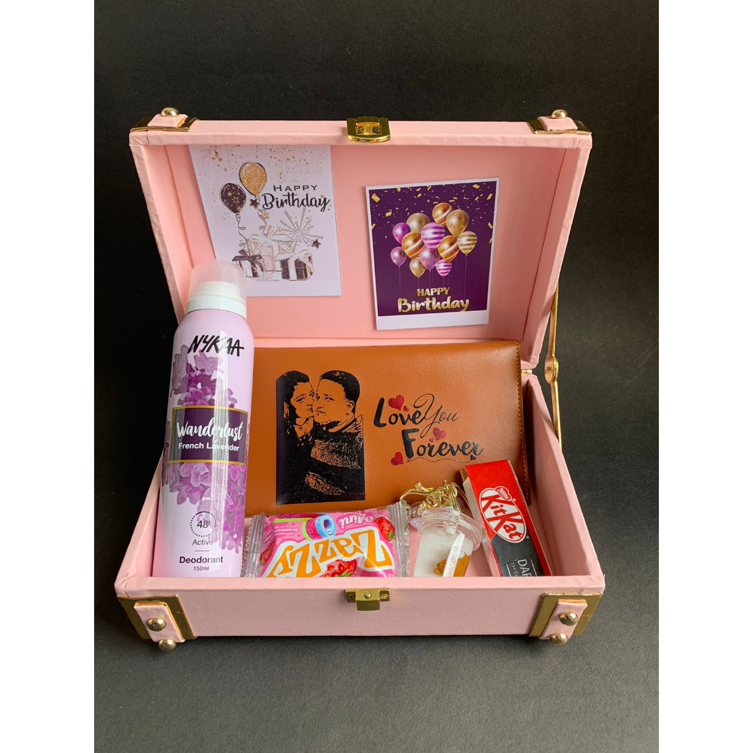 women gift, valentine gift, valentine combo, trunk combo, premium combo, leather accessories, ladies wallet, hampers, girls wallet, girls combo, girl gift, gifts for her, gift box, birthday gift, anniversary gifts, accessories