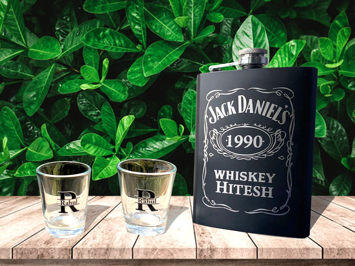 Hip Flask Set With 2 Shot Glasses