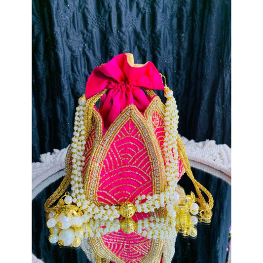 women gift, wedding gift, tote bag, sling bag, purse, potli bag, handmade gift, handmade, handbag, girl gift, gifts for her, gifts, gift ideas, clutch purse, clutch, bride to be, bride gift, bridal clutch, birthday gift, batua, bag, anniversary gifts, accessories