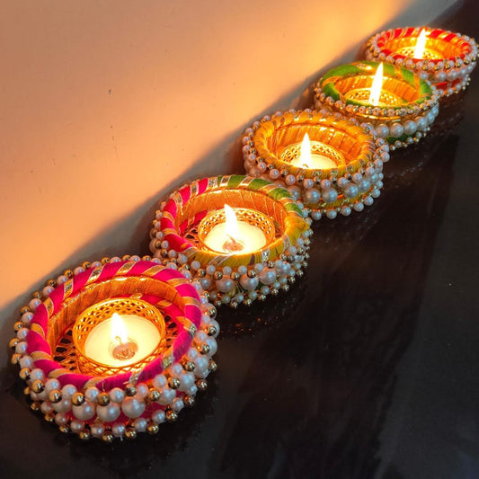 Pretty & Colorful Pearl T-light Holder
