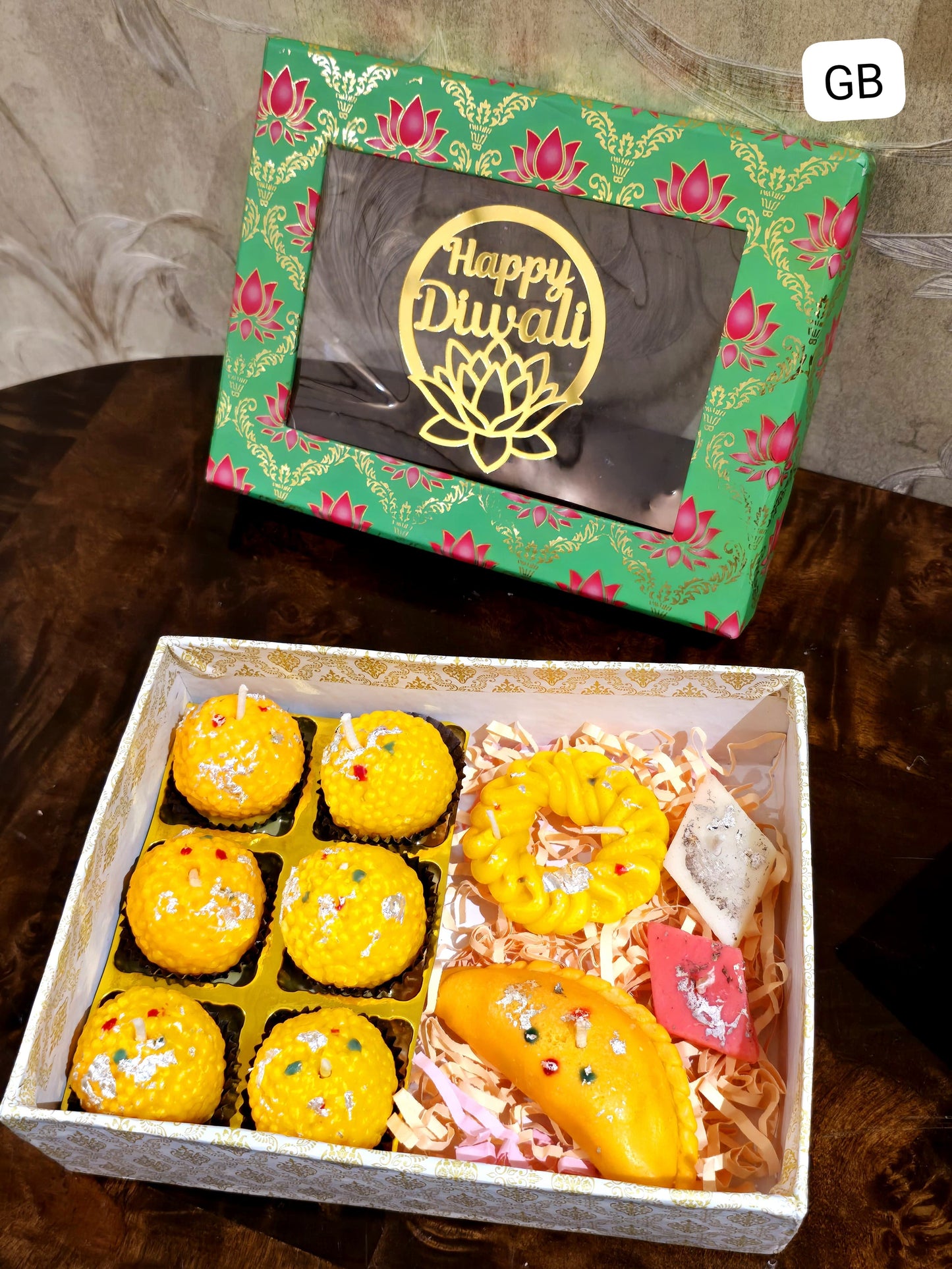 Sweets Fragranced Candle Hamper