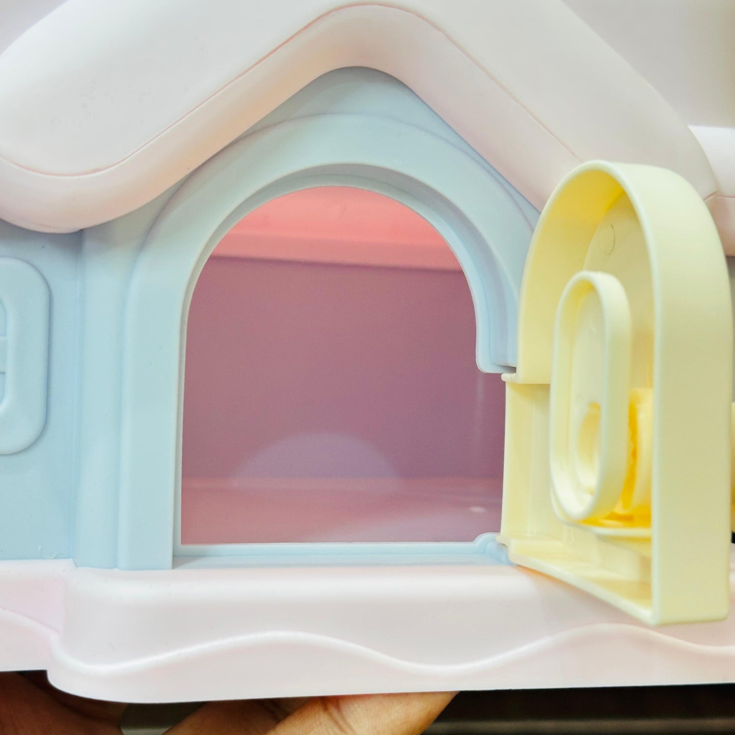 Hut Shape Piggy Bank