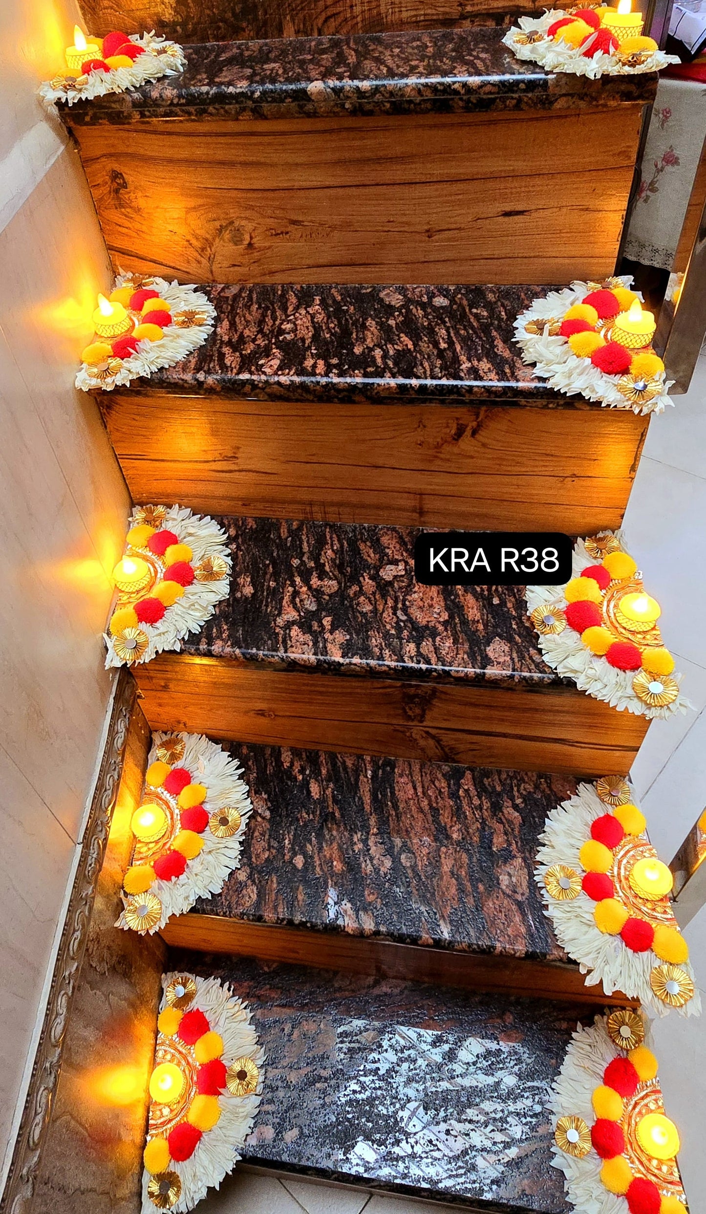 Gajra Gotapatti Half Circle Stair Mat KRA R38