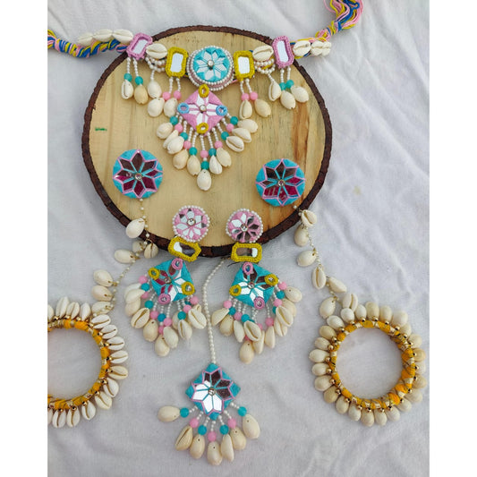 Mirror & Shell Jewelry Set 1.0