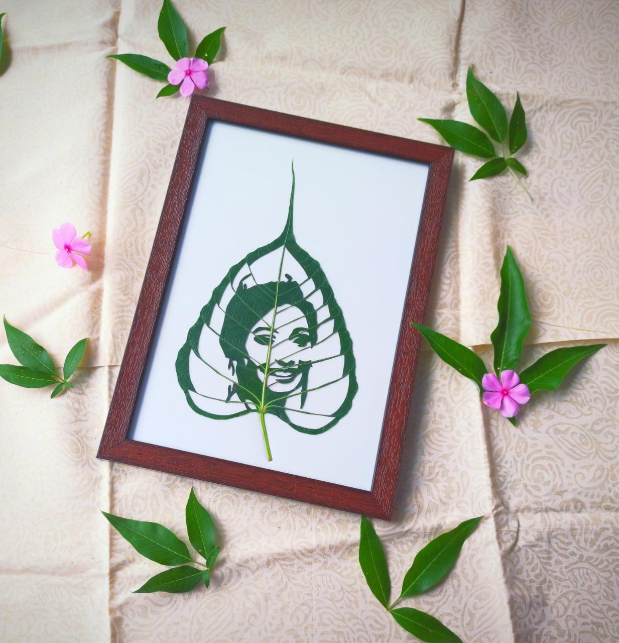 Leaf Art Photo Frame