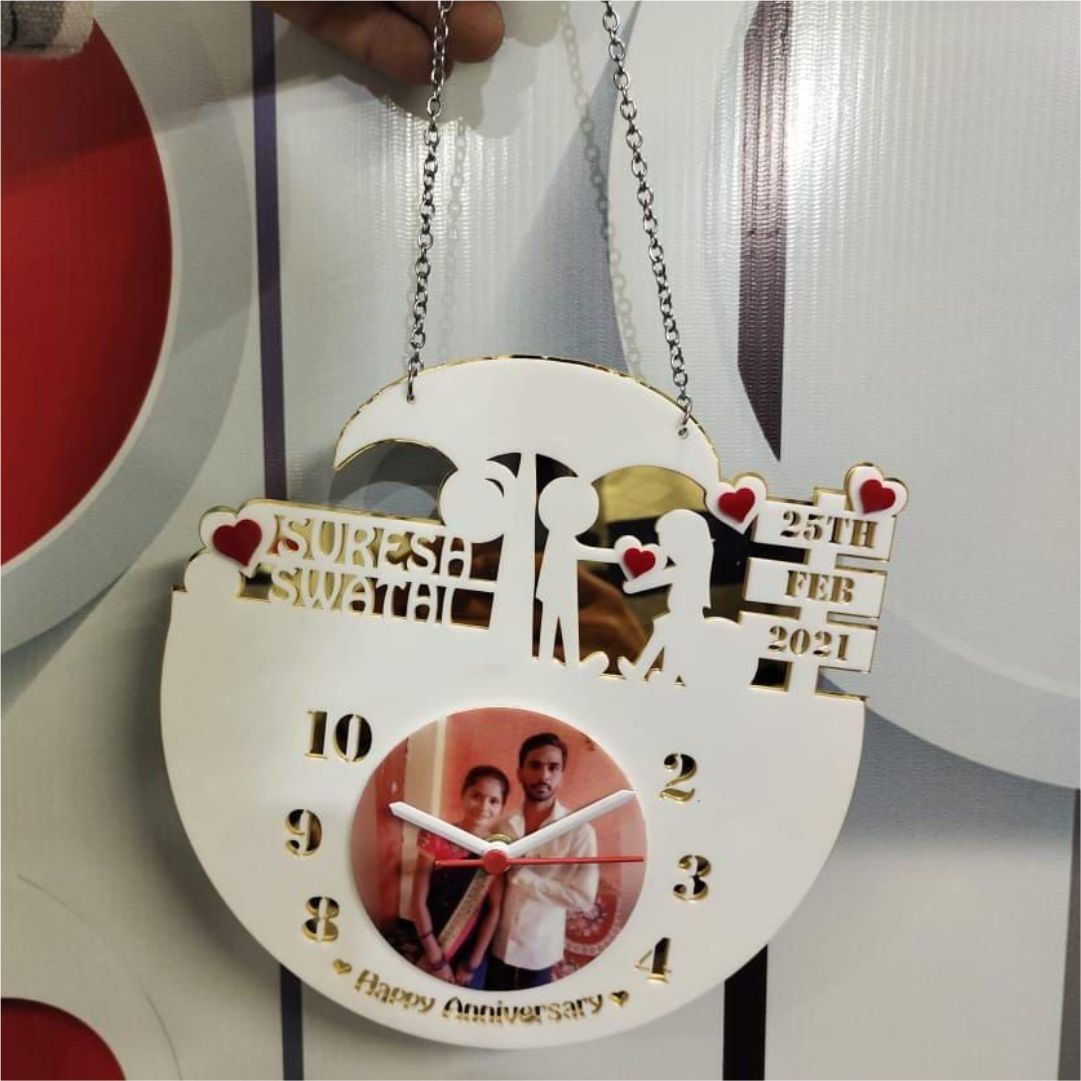 Acrylic Wall Clock With Wall Hanging